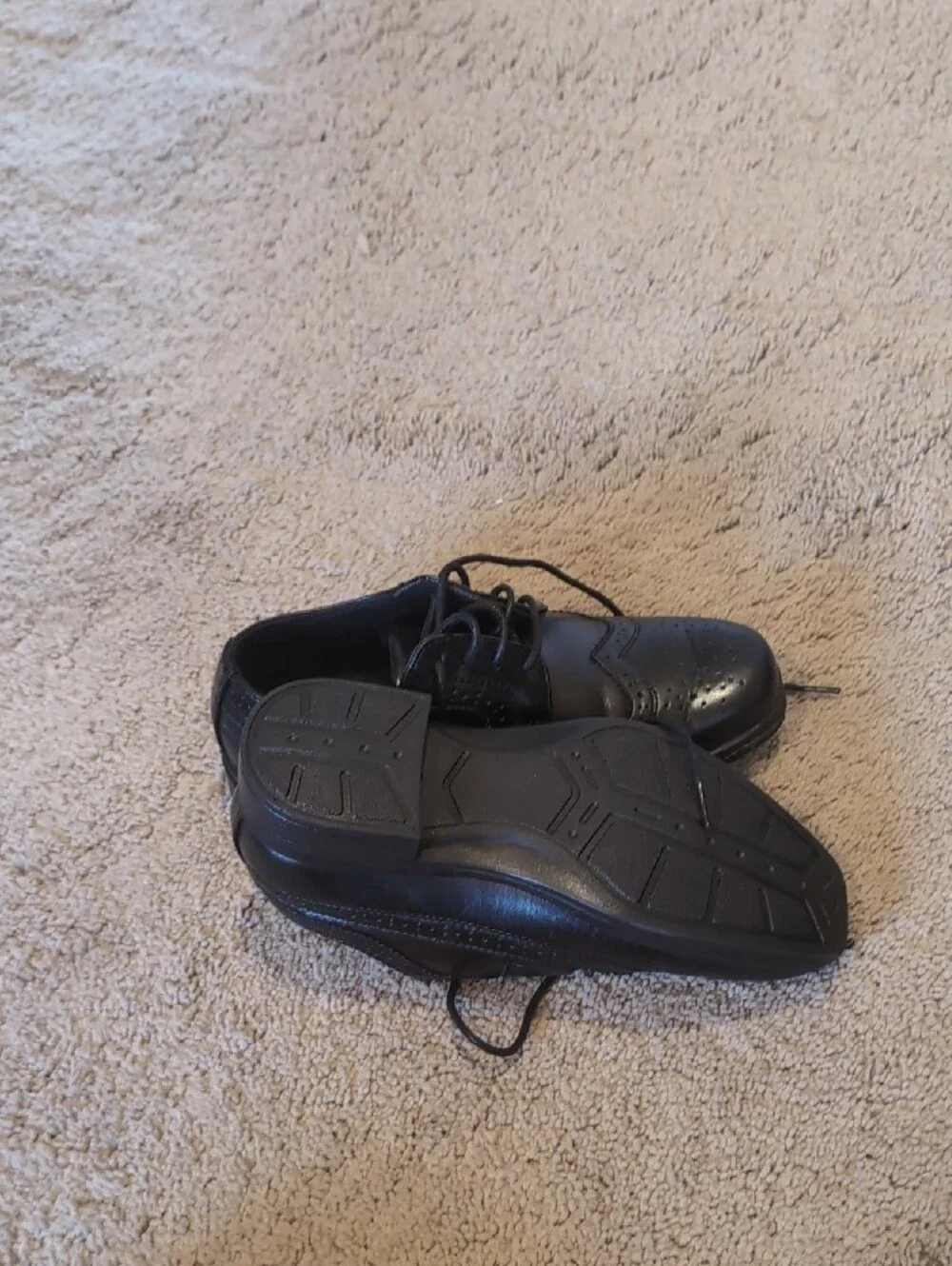 Deer Stags Boys' Black Wingtip Lace-Up Dress Shoes